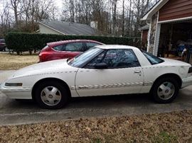 Vintage Buick Reatta Classic Car