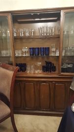 Mid Century Modern Broyhill Emphasis Collection Premier Sideboard/Credenza/Buffet/Cabinet/Hutch