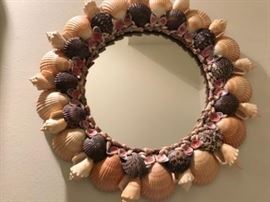 Seashell Wall Mirror Round