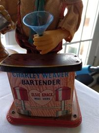 Charlie Weaver bartender!!