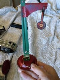 These train signs are small and too cute!!