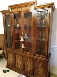 Beautiful China cabinet! Has drawers in the middle!! Great storage too!