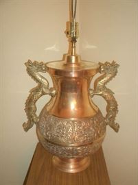 MID-CENTURY LARGE BRASS DRAGON TWIN HANDLE LAMP
