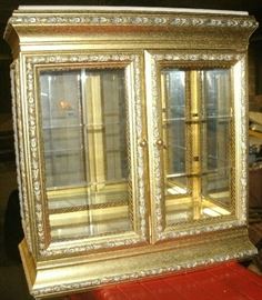 BEAUTIFUL GILDED WALL CURIO WITH GLASS SHELVES