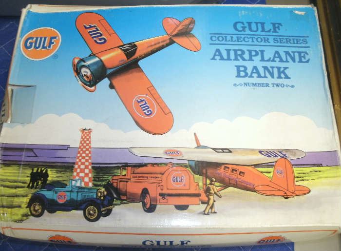 VINTAGE GULF COLLECTOR SERIES AIRPLANE BANK