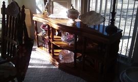 Dining server, glassware