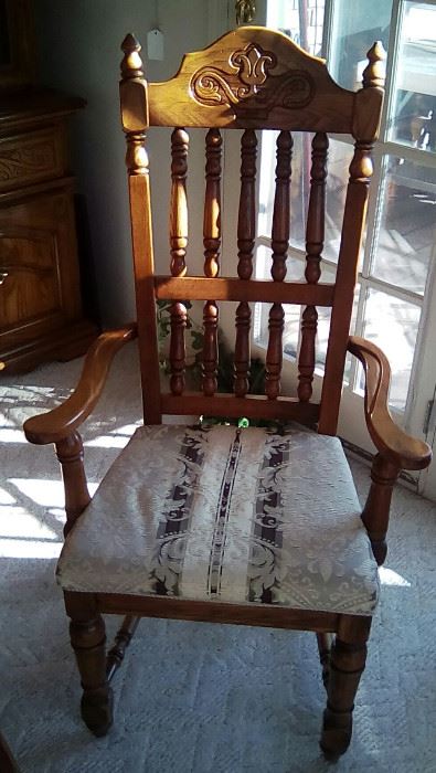 American Drew dining room arm chair