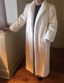 full length white size 4 mink coat 