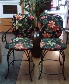 Bar stools with cushions