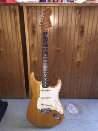 Vintage Fender Stratocaster '65 - Have Gruhn Guitars of Nashville Appraisal - value is to players not collectors