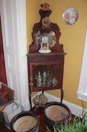 Wood Corner Cabinet with Vintage Clock, Beer Steins, Decorative Plate and Plant Pots