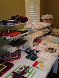 Placemats and other linens