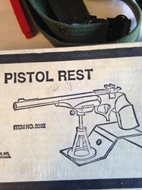 Hoppe's pistol rest