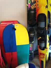 Knee boards and water skis