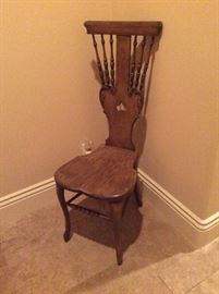 Unique spool back chair - William and Mary? 