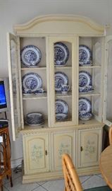 CUTE CABINET FOR YOUR DISHWARE