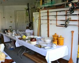 KITCHEN ITEMS AND FISHING GEAR
