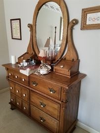 Sherwood Dresser