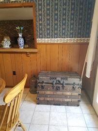 Antique flat top trunk