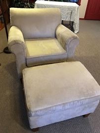 Very nice Microfiber Couch and Matching Ottoman