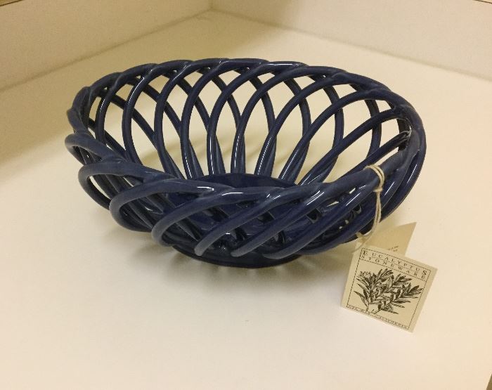 Eucalyptus Stoneware blue bread basket, oven to table, rarely used, pristine condition 