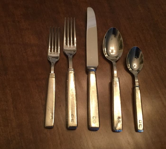 12-5 piece place settings of hallmarked pewter flatware