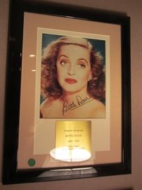 SIGNED BETTE DAVIS