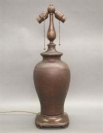 Handel lamp base
