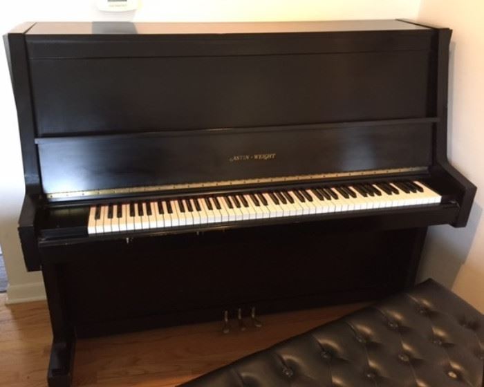  Piano, Austin-Weight Upright Piano 3 Peddle 88-key  http://www.ctonlineauctions.com/detail.asp?id=683652