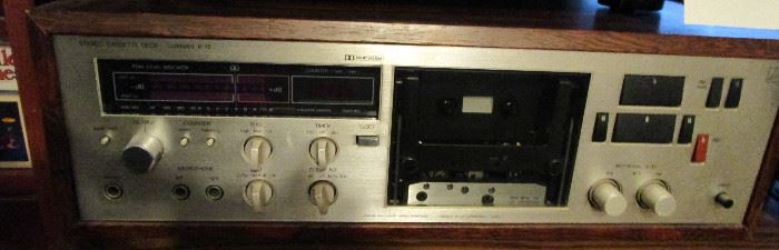  Cassett, Vintage Luxman K-12 Stereo Cassette Player  http://www.ctonlineauctions.com/detail.asp?id=683696