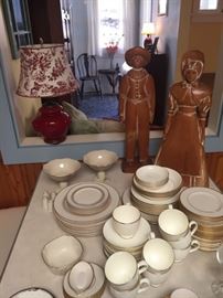 China ~ Careved Pine Quaker Couple