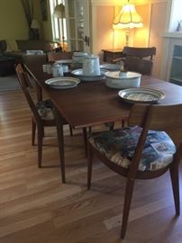 Dux Dining Table with Six Mid-Century Chairs
