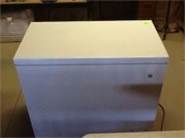 GE Chest Freezer