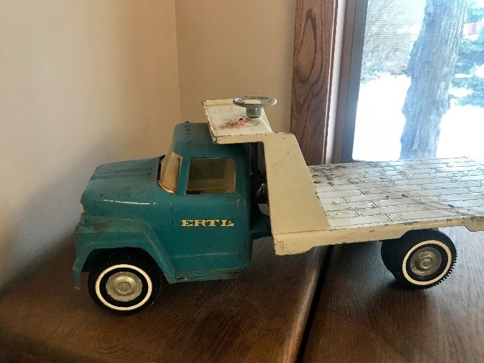 Anoterh Ertl Toy Truck