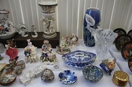 Lalique Vase, Italian porcelain, B&G