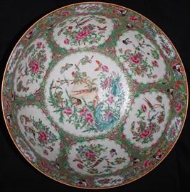 Chinese Rose Medallion Center Bowl