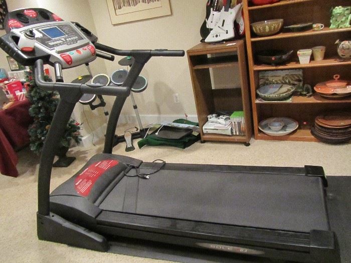 Treadmill, great condition.