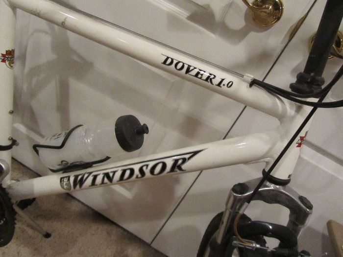 Like new, Dover Windsor bicycle.