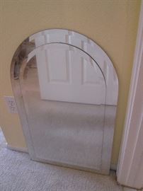 Beveled Wall-hung Mirror