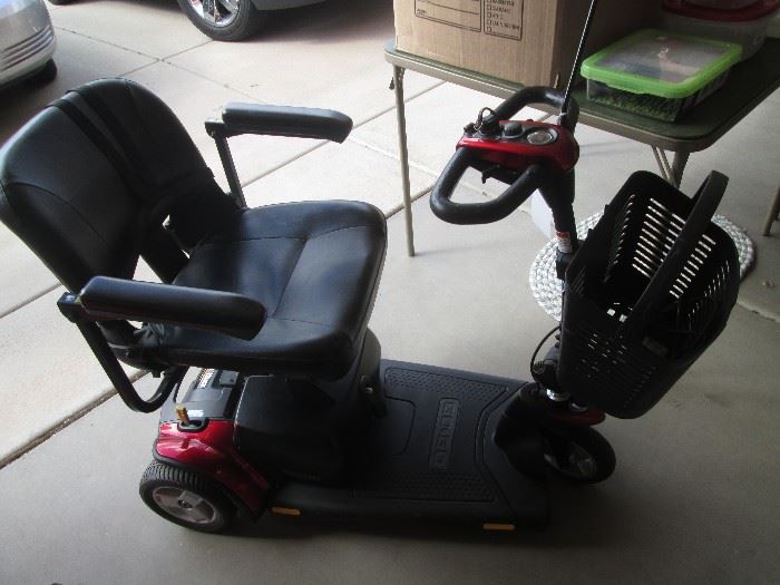 "Pride" Mobility Scooter, 3-Wheels with brand new Battery and Charger