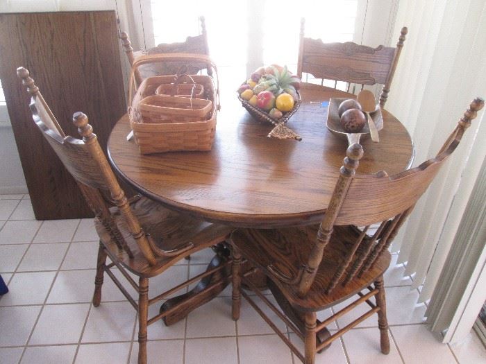40" Colonial Style Dinette Table/4 Chairs and 1-22" Leaf.  Note:  "Longaberger" Baskets