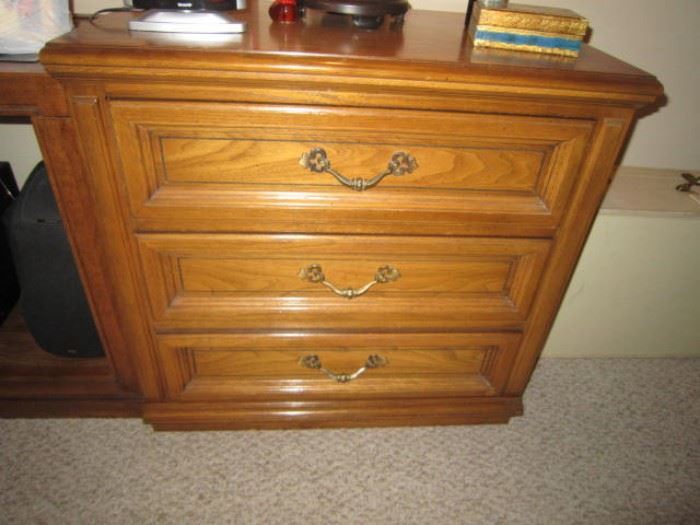 3 drawer chest matches cabinet in next photo