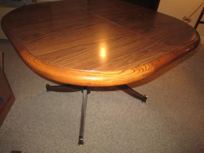 Game table with 1 leaf