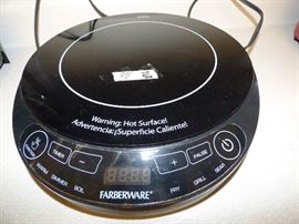 Farberware electric cooktop with manual & pan