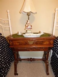 Victorian burled walnut library table