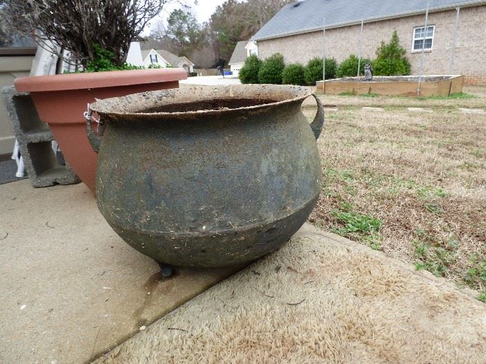 Antique Cast Iron cook pot