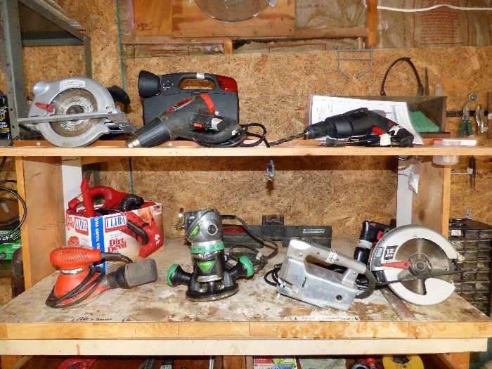 Workshop with MANY power tools, hardware, etc