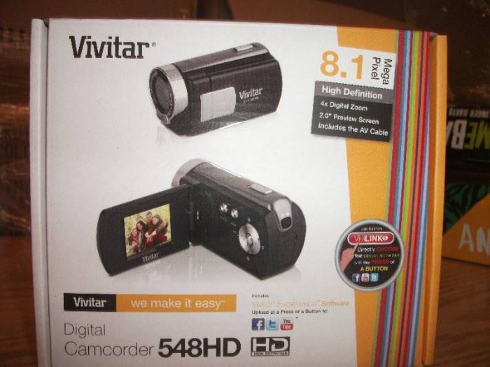 Vivitar DVR 548HD 8.1MP Digital Camcorder