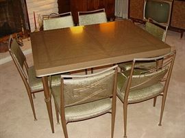 Cool Formica table and 6 chairs-2 leaves