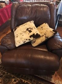Pair of Nice Real Leather Recliners